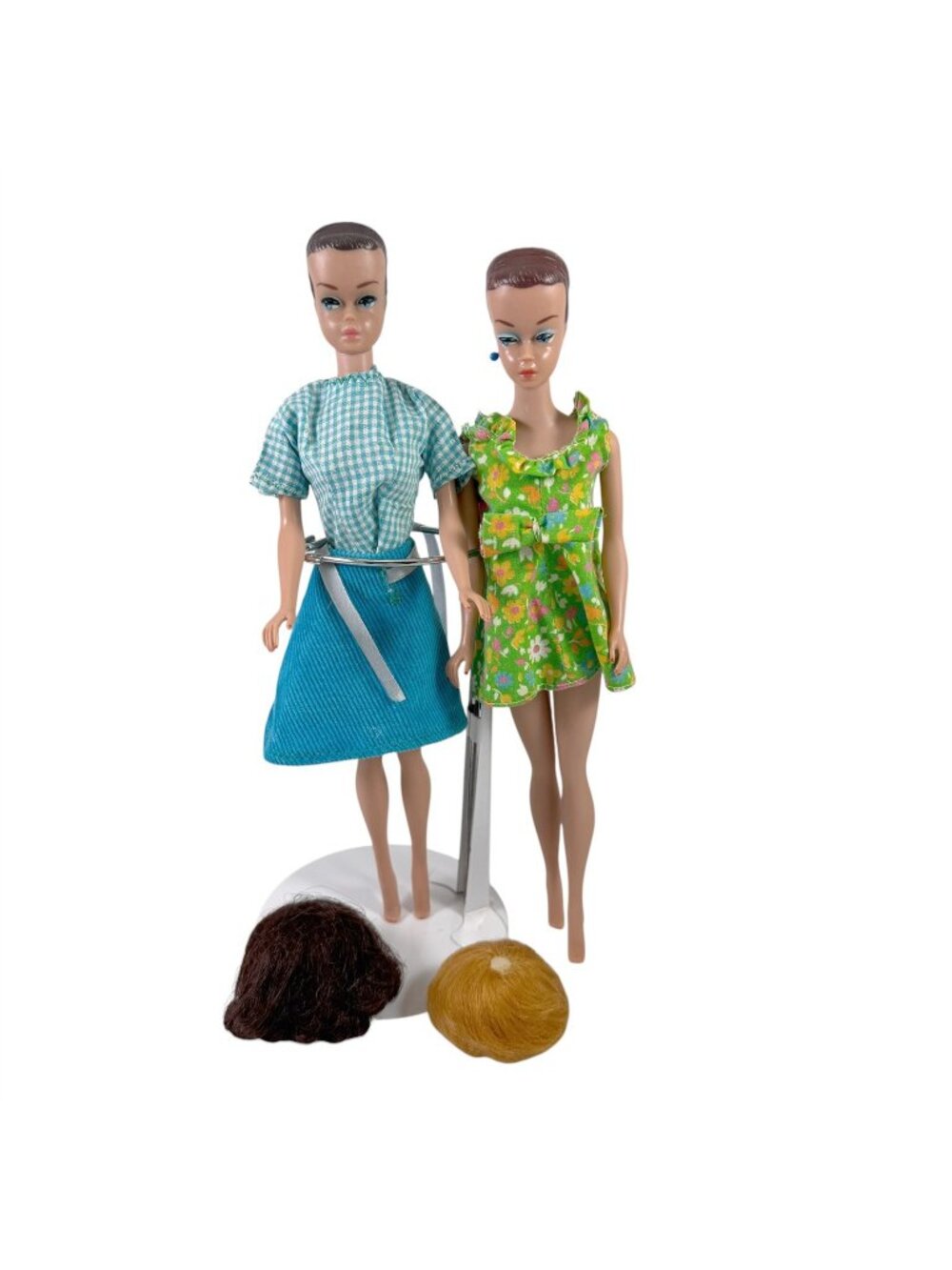 2 Barbie Dolls Fashion Queen Wig Doll 2 Wigs Vintage 1960s
